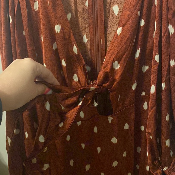 Mini Silk Ruffle dress - Picture 2 of 7